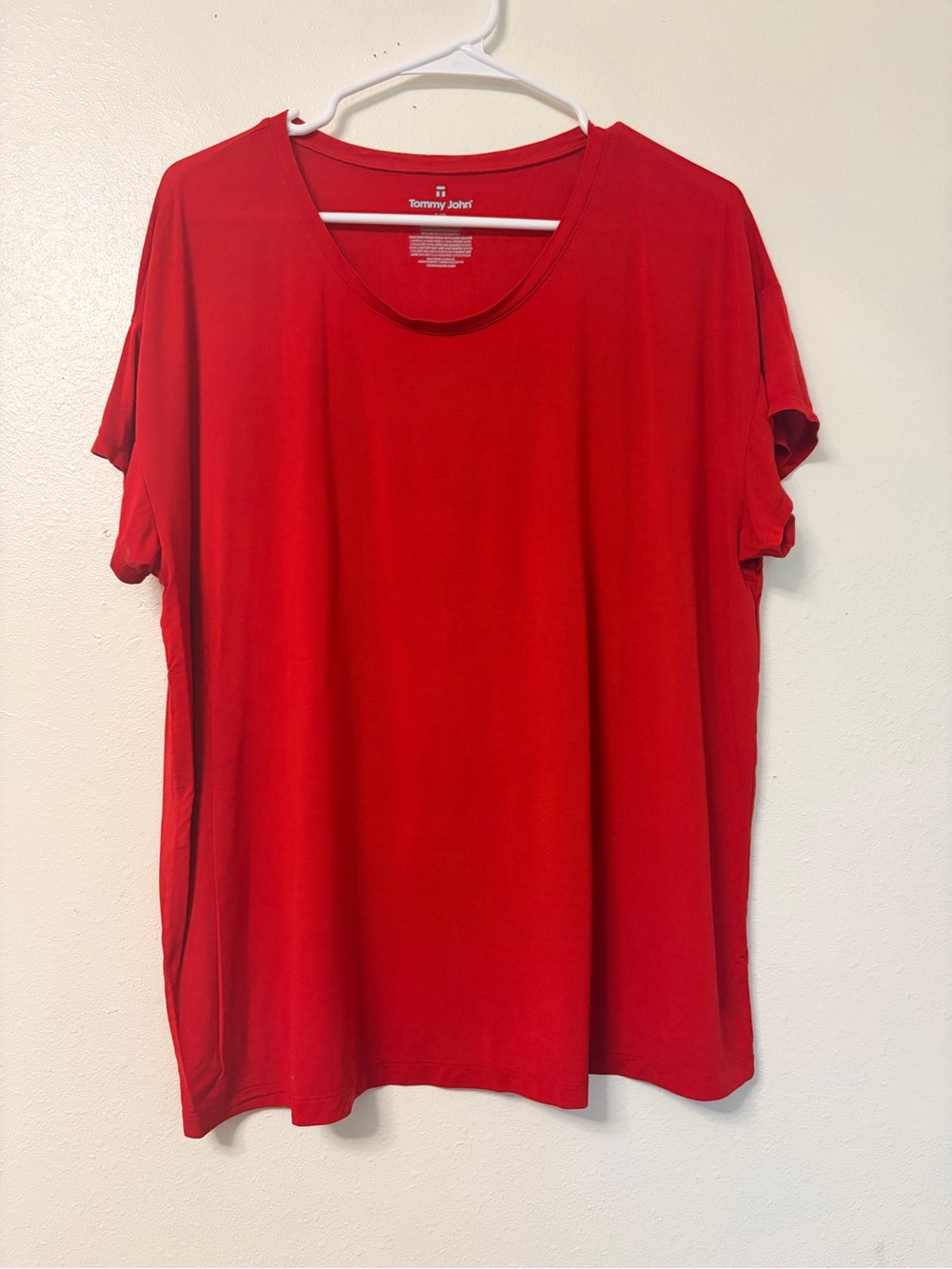 Tommy John Loose Fitting Modal Stretch Red T-Shirt Large